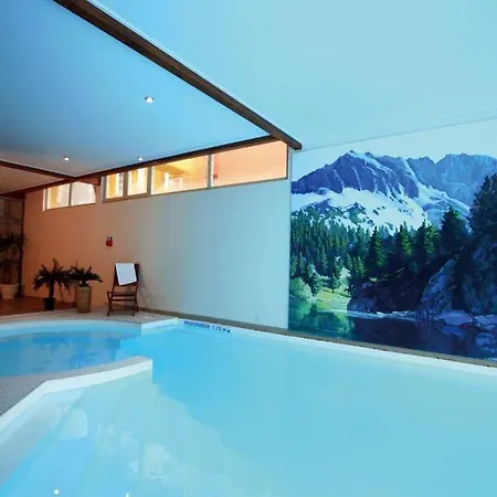 Appartement F2 Au Domaine Des 100 Lacs - Piscine - Sauna - Hammam Cauterets Exterior photo