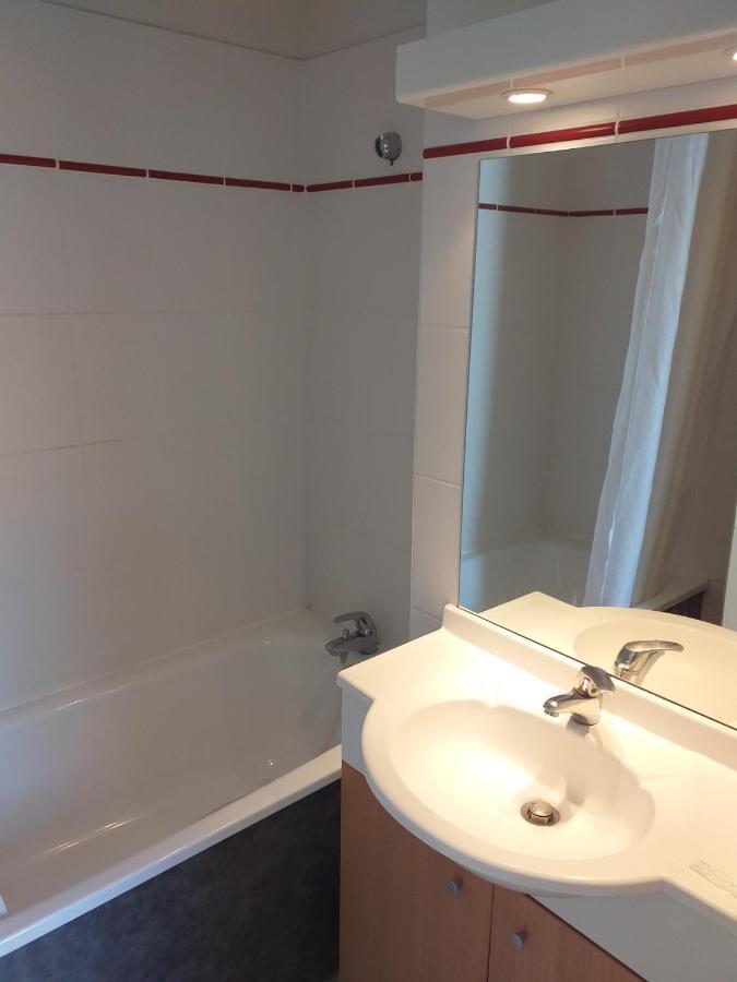 Apartment F2 Au Domaine Des 100 Lacs - Piscine - Sauna - Hammam *